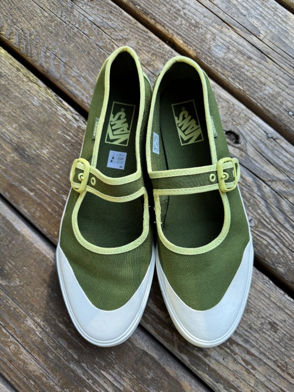 NWOT Vans Mary Jane 'Ballerina Green' VN000CRRCX1 in Women's 10.5